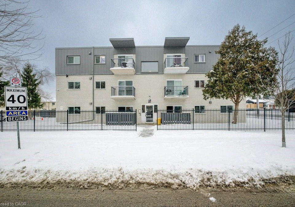 151-marconi-boulevard-london-ontario-40795109