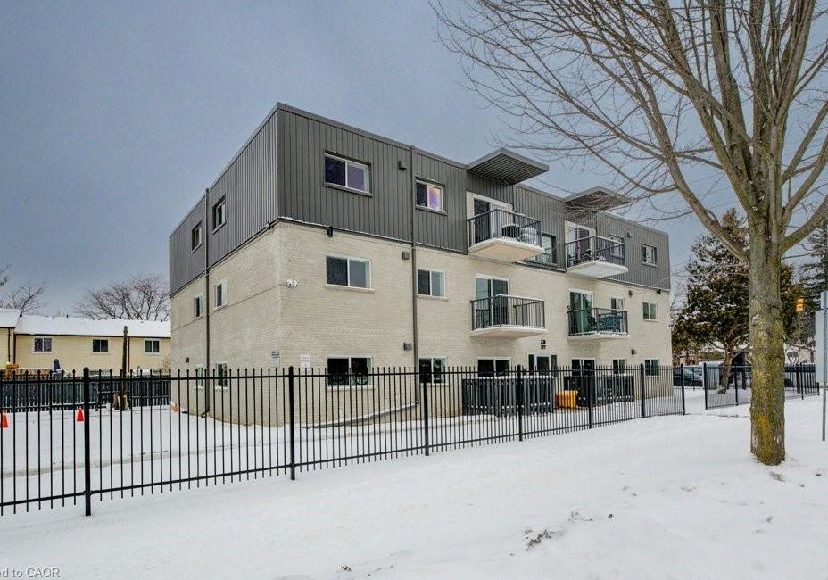 151-marconi-boulevard-london-ontario-40795109