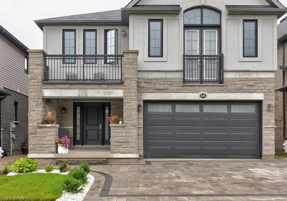 18-greyhawk-street-kitchener-ontario-40795126