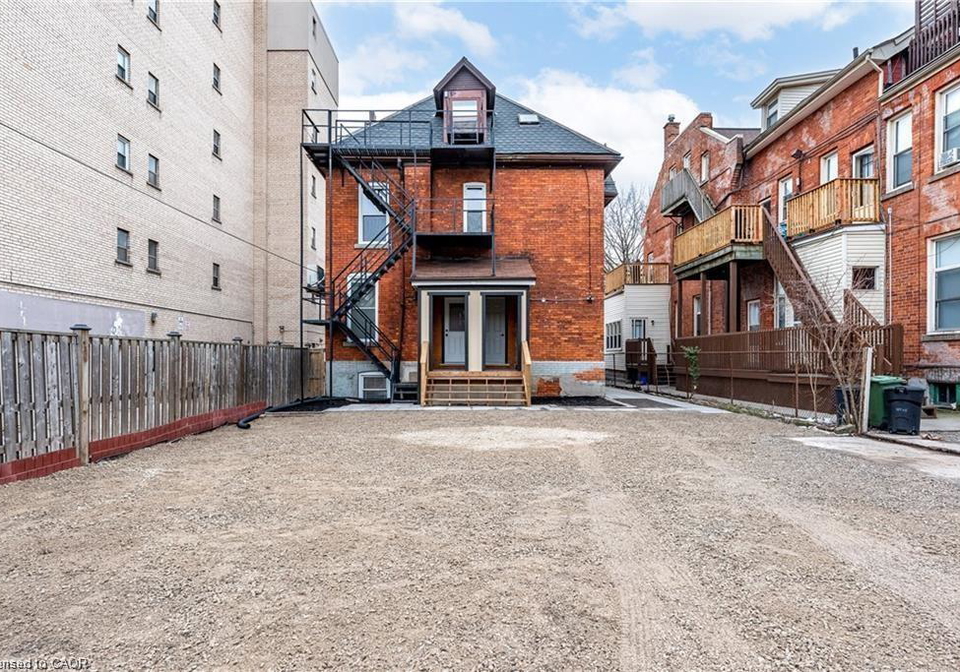 106-east-avenue-s-hamilton-ontario-40795138
