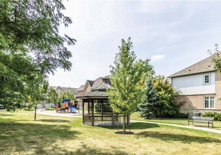 1035-victoria-road-guelph-ontario-40795142