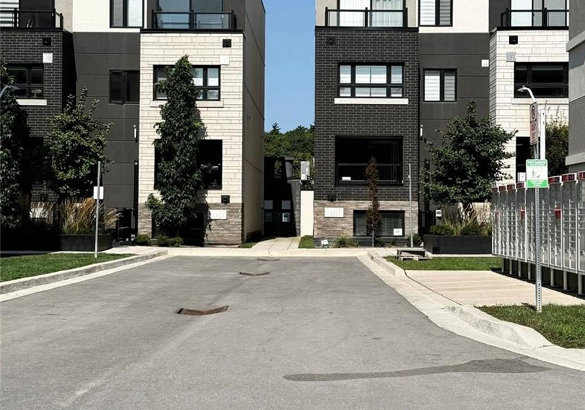 1137-cooke-boulevard-burlington-ontario-40795188