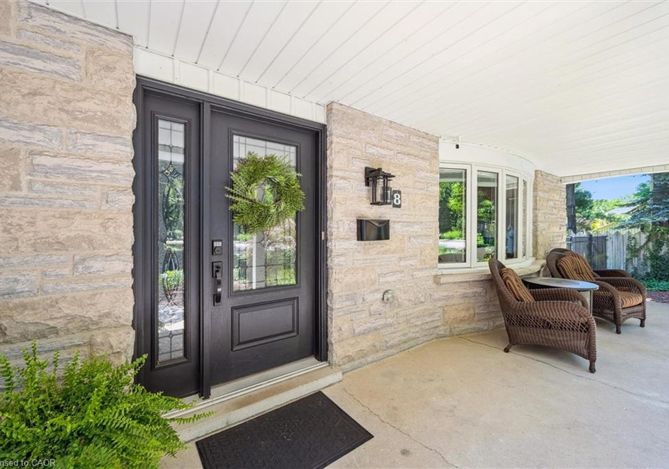 18-pittsford-close-waterloo-ontario-40795207