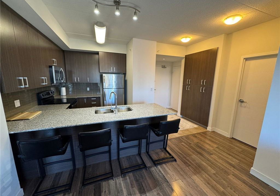 62-balsam-street-waterloo-ontario-40795219