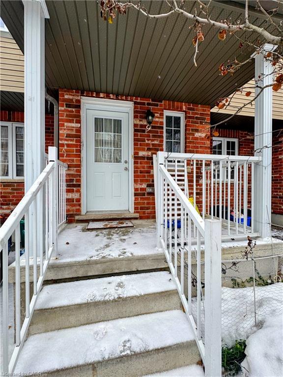 55-mooregate-crescent-kitchener-ontario-40795244