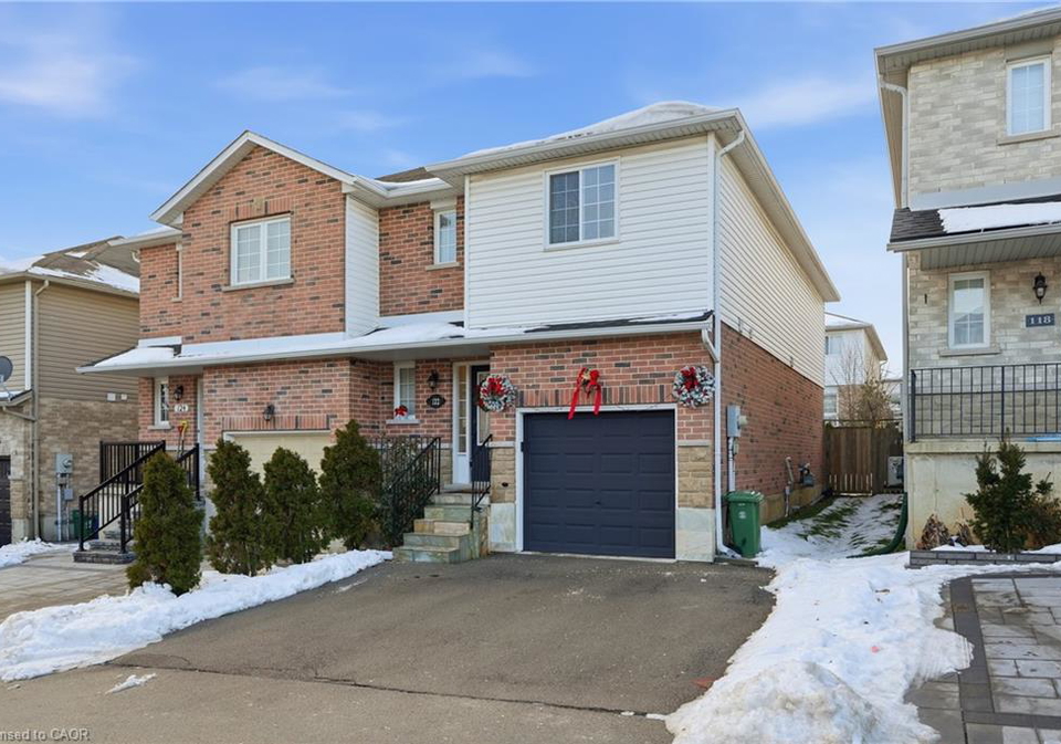 122-vennio-lane-hamilton-ontario-40795280