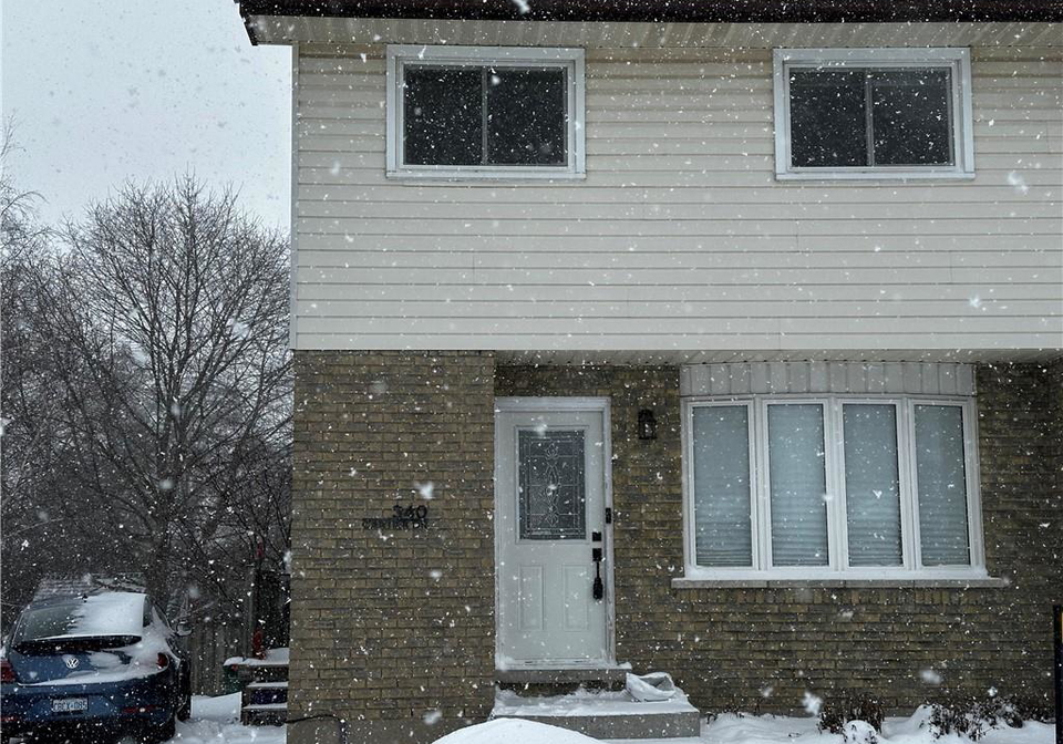 340-cartier-drive-woodstock-ontario-40795312
