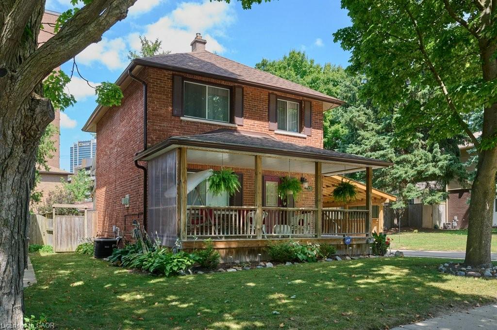 120-wood-street-kitchener-ontario-40795396