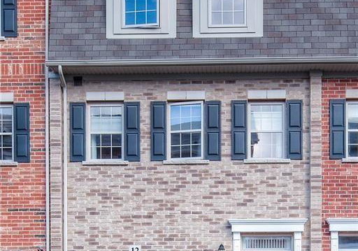 12-john-russell-lane-line-kitchener-ontario-40795420