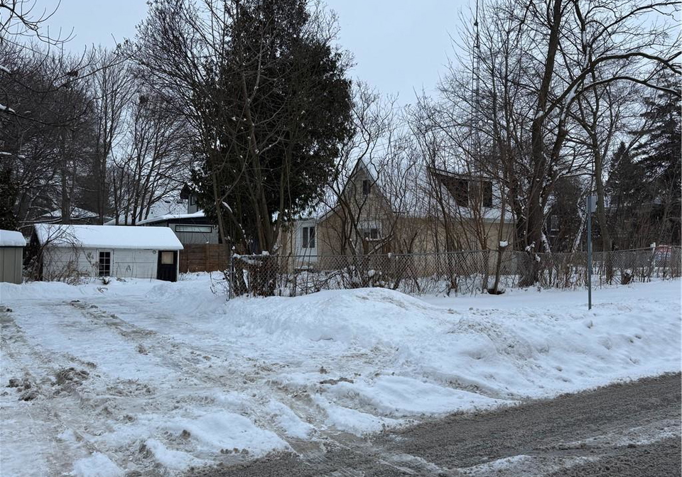 272-main-street-cambridge-ontario-40795432
