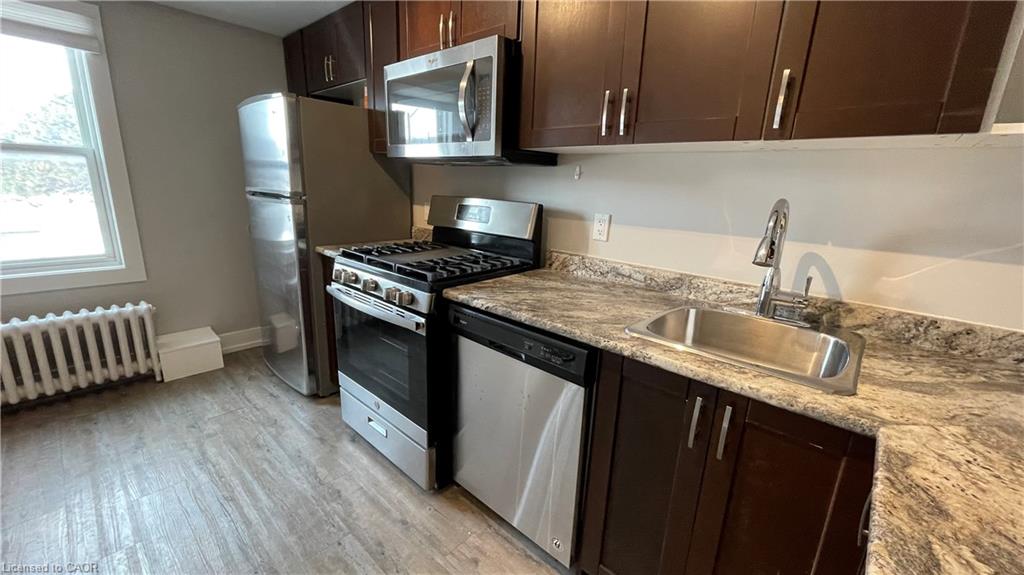 4-ottawa-street-n-hamilton-ontario-40795437