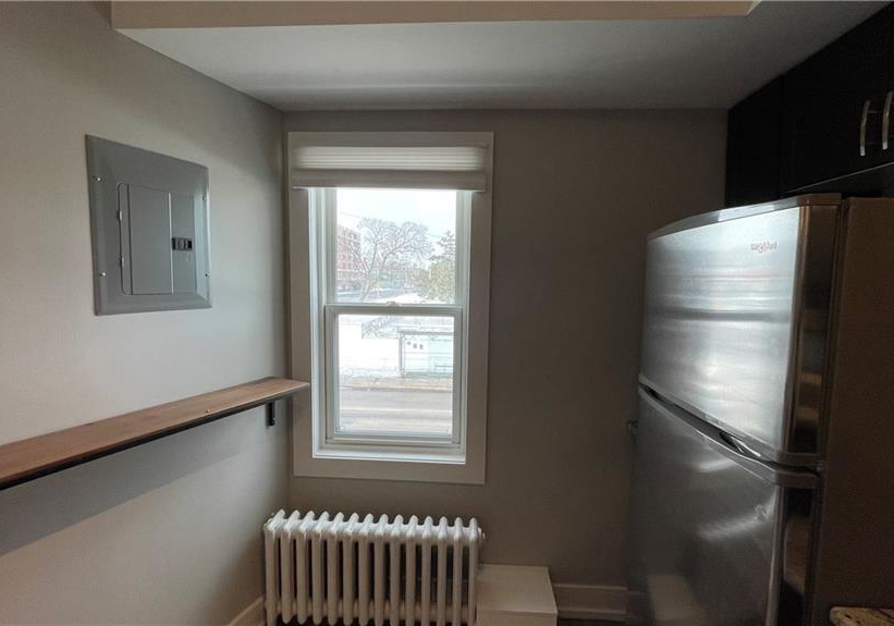 4-ottawa-street-n-hamilton-ontario-40795437