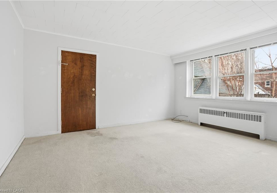 4-robinson-street-hamilton-ontario-40795517