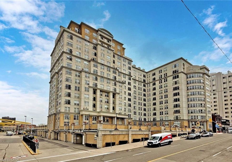 135-james-street-hamilton-ontario-40795550