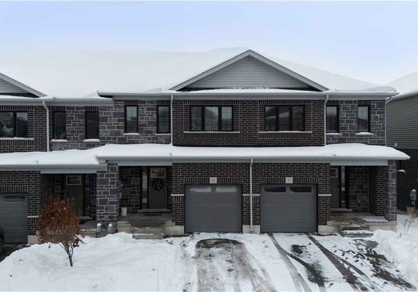 35-woodedge-circle-kitchener-ontario-40795567