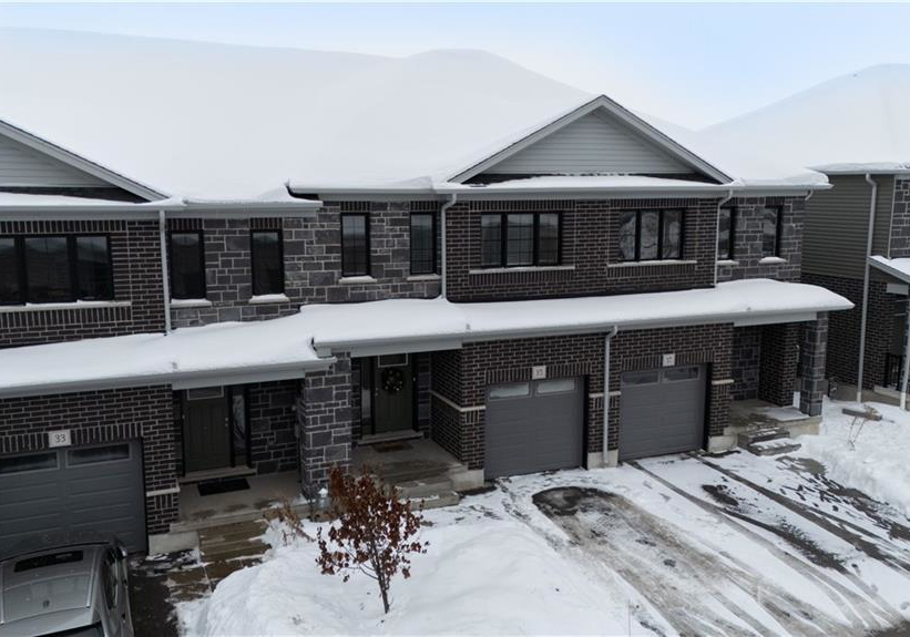 35-woodedge-circle-kitchener-ontario-40795567