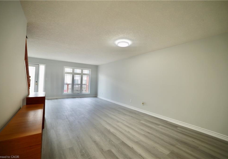 619-wild-ginger-avenue-waterloo-ontario-40795601