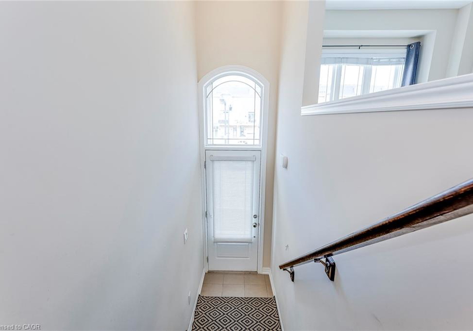 4184-galileo-common-burlington-ontario-40795602