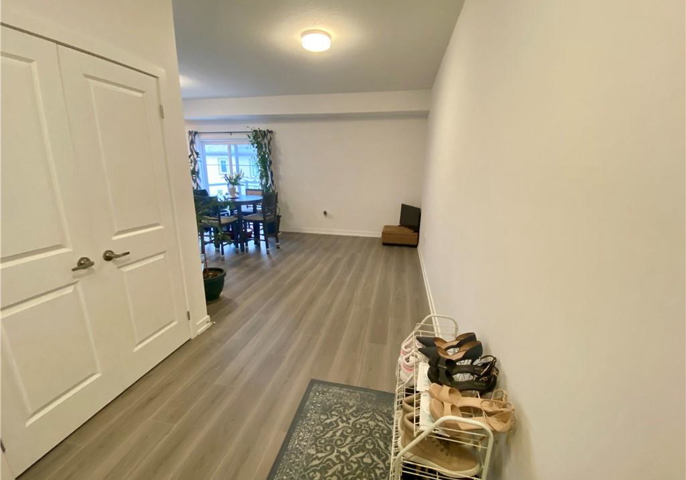 205-west-oak-trail-kitchener-ontario-40795631