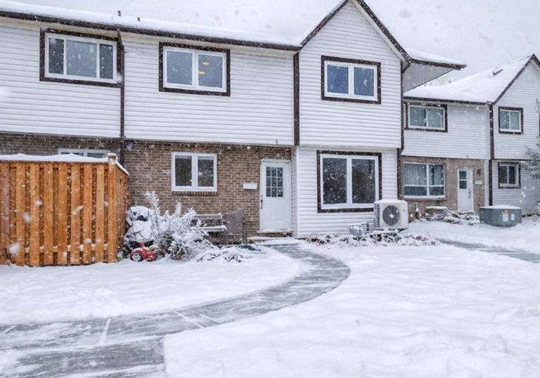 445-pioneer-drive-kitchener-ontario-40795654