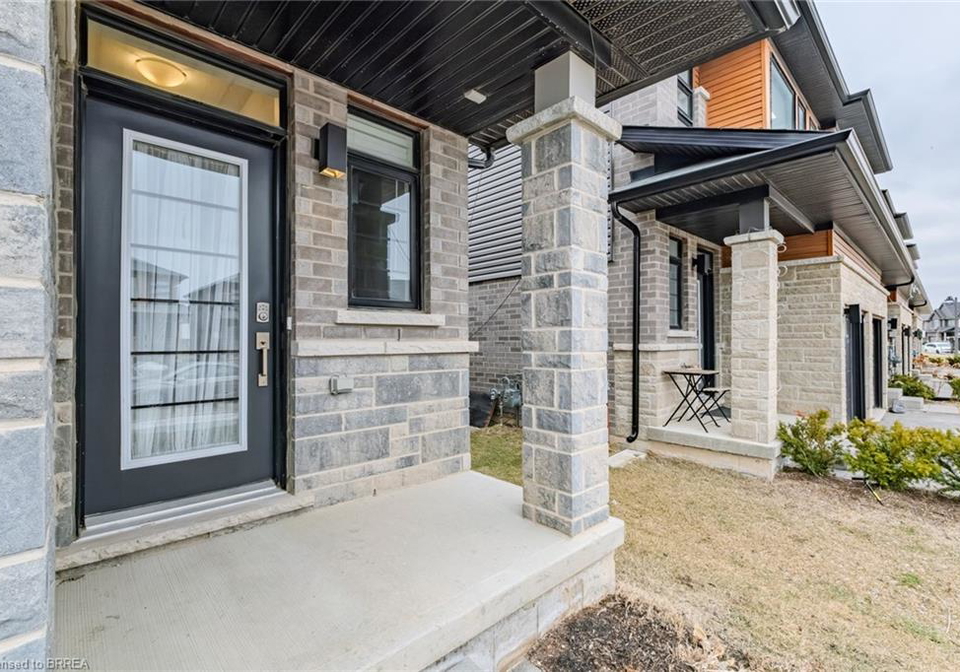 14-june-callwood-way-brantford-ontario-40795711