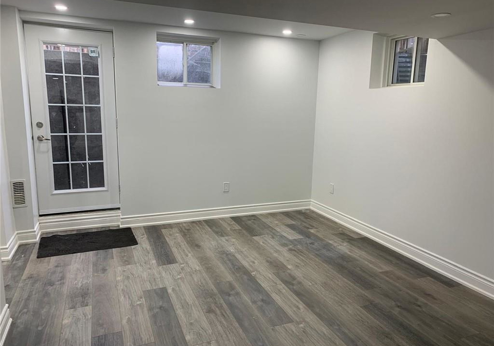 1005-farmstead-drive-milton-ontario-40795750