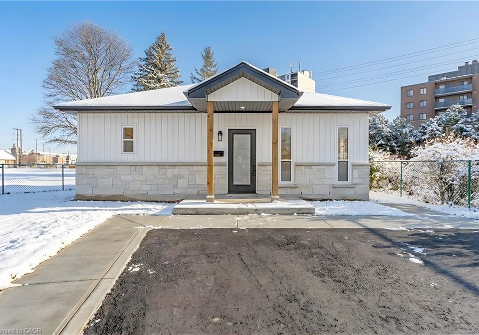 67-kimberly-crescent-kitchener-ontario-40795766