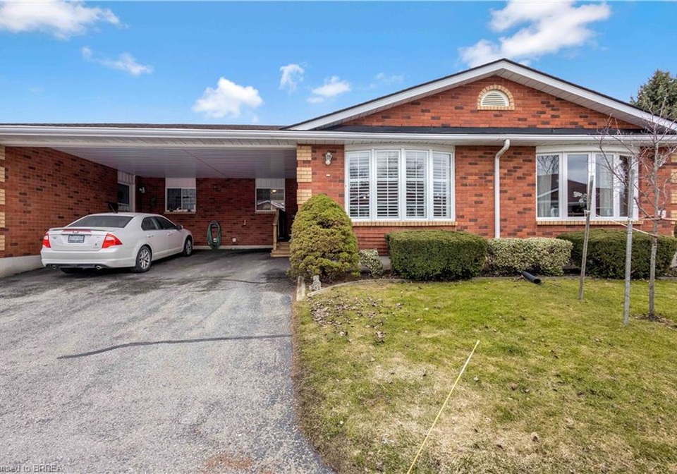 20-courtland-drive-brantford-ontario-40795781