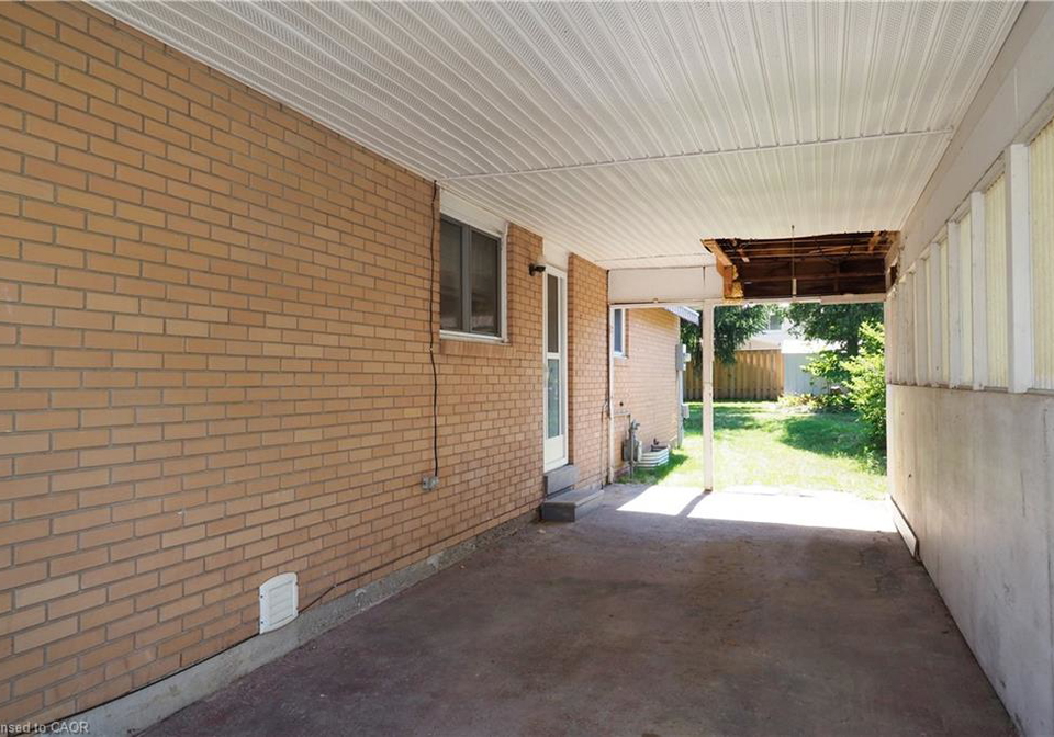 129-hazelglen-drive-kitchener-ontario-40795812