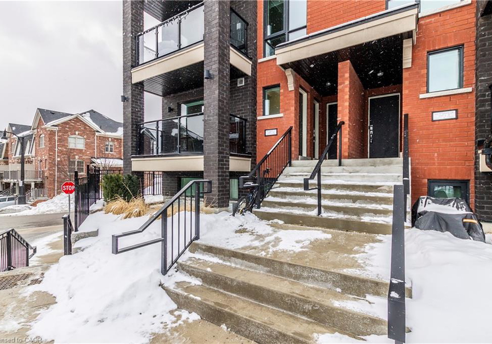 165-veterans-drive-brampton-ontario-40795843