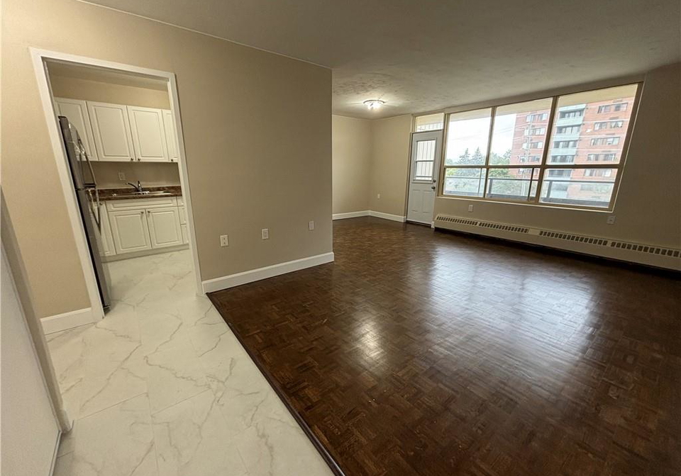 125-lincoln-road-waterloo-ontario-40795885