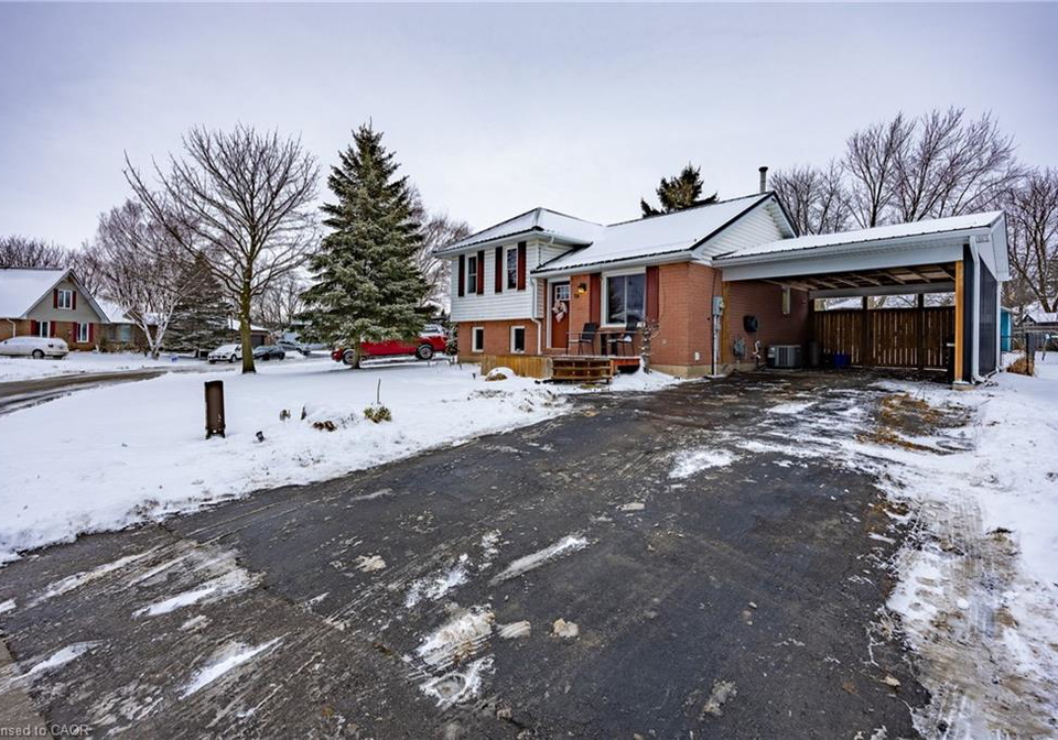 10-bramble-crescent-townsend-ontario-40795902