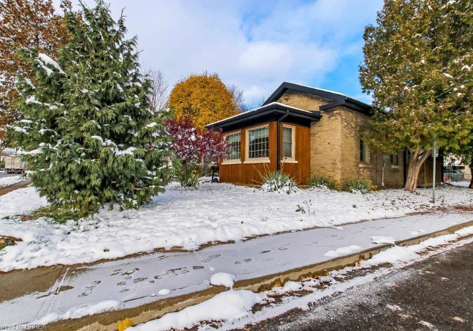 85-grand-river-avenue-brantford-ontario-40795958