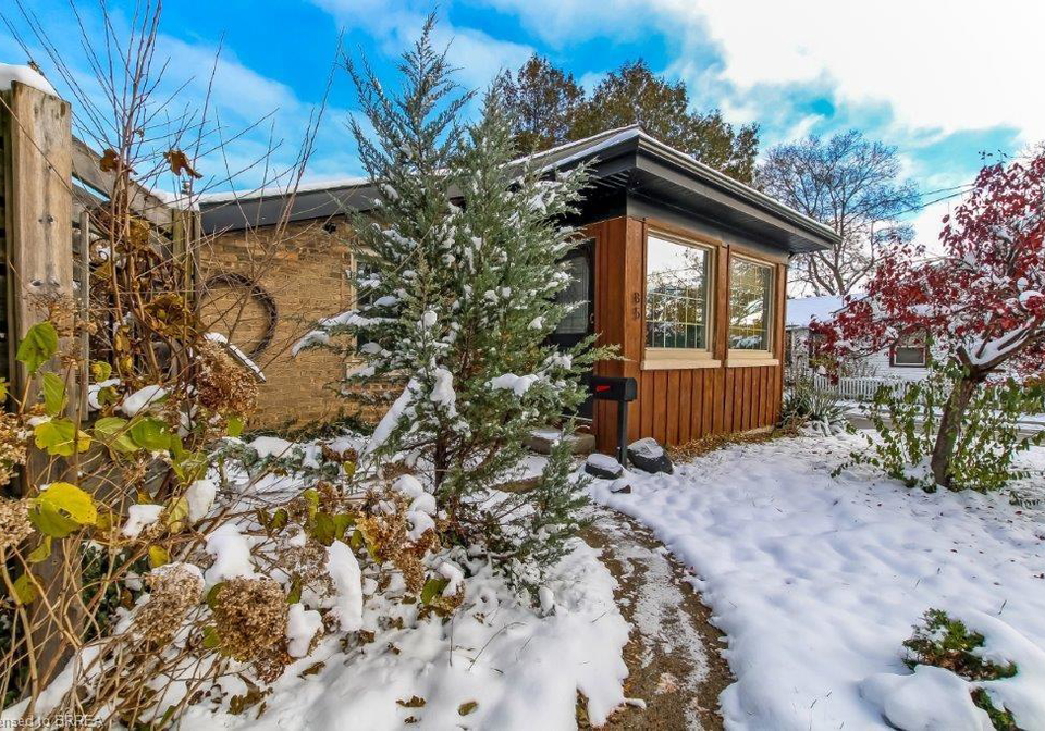 85-grand-river-avenue-brantford-ontario-40795958