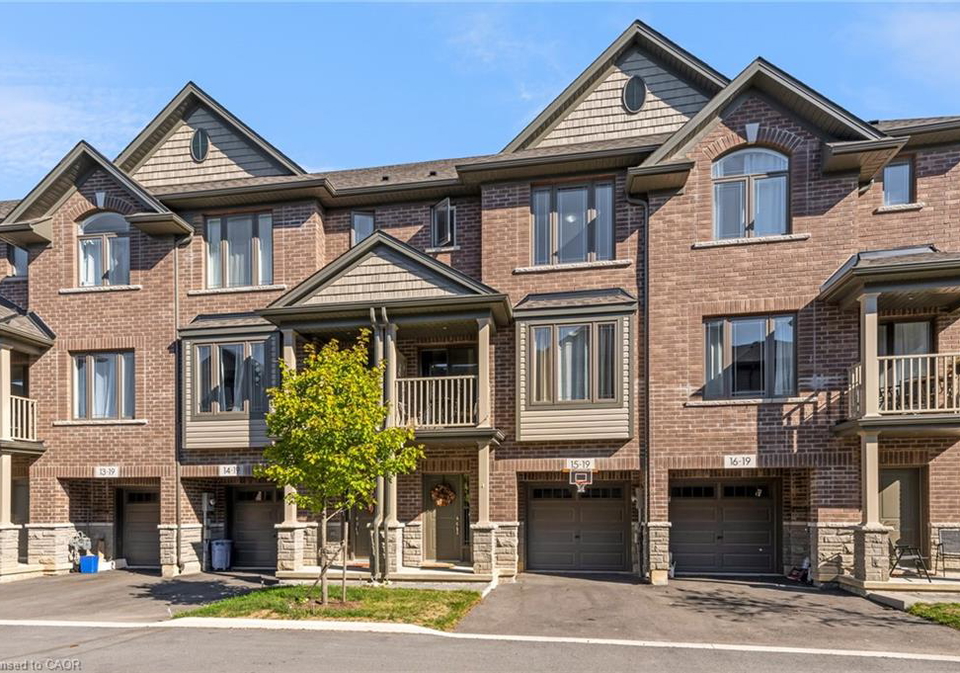 19-picardy-drive-stoney-creek-ontario-40795967