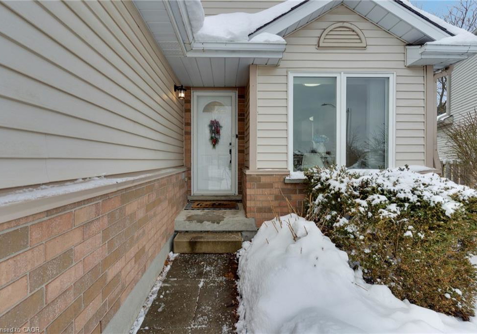 225-thornbird-place-waterloo-ontario-40795991