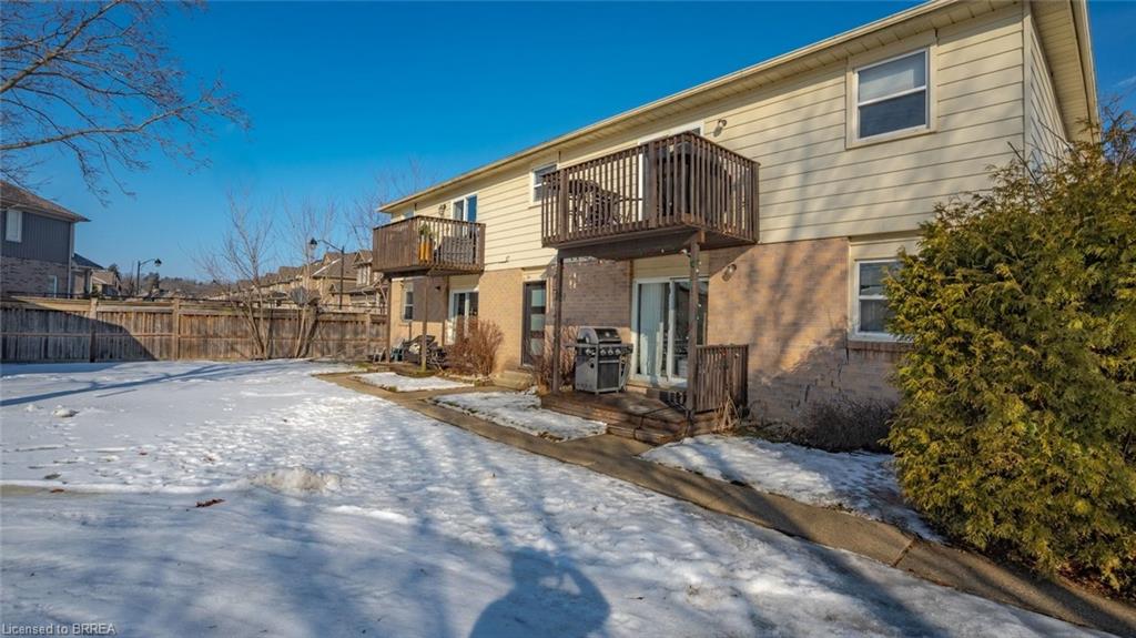 60-willow-street-paris-ontario-40796042