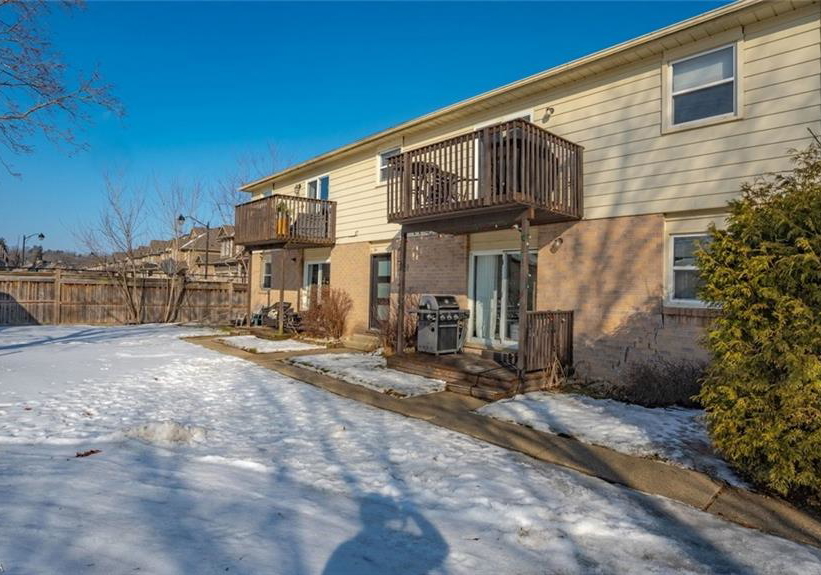 60-willow-street-paris-ontario-40796042