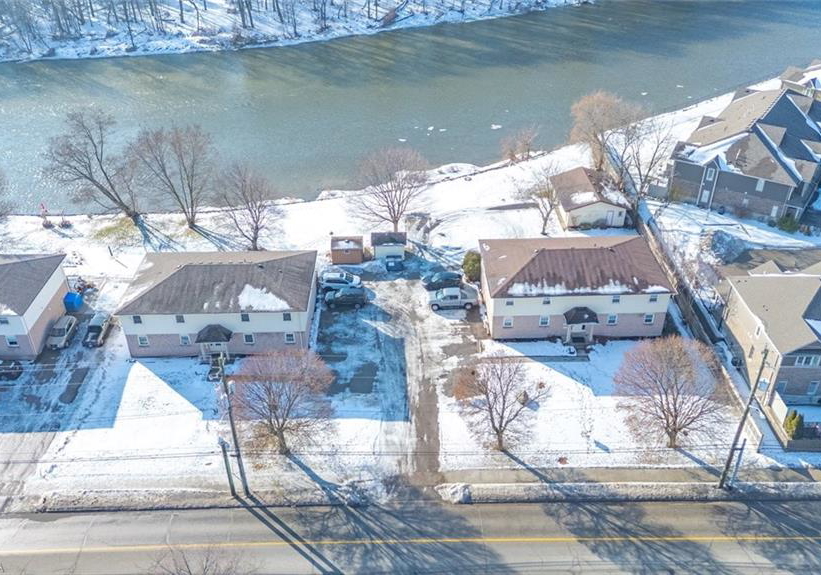 60-willow-street-paris-ontario-40796042