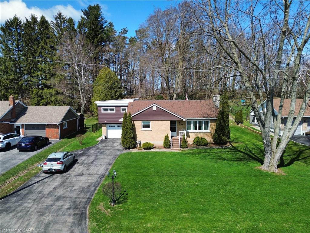 25-charlton-crescent-simcoe-ontario-40796130