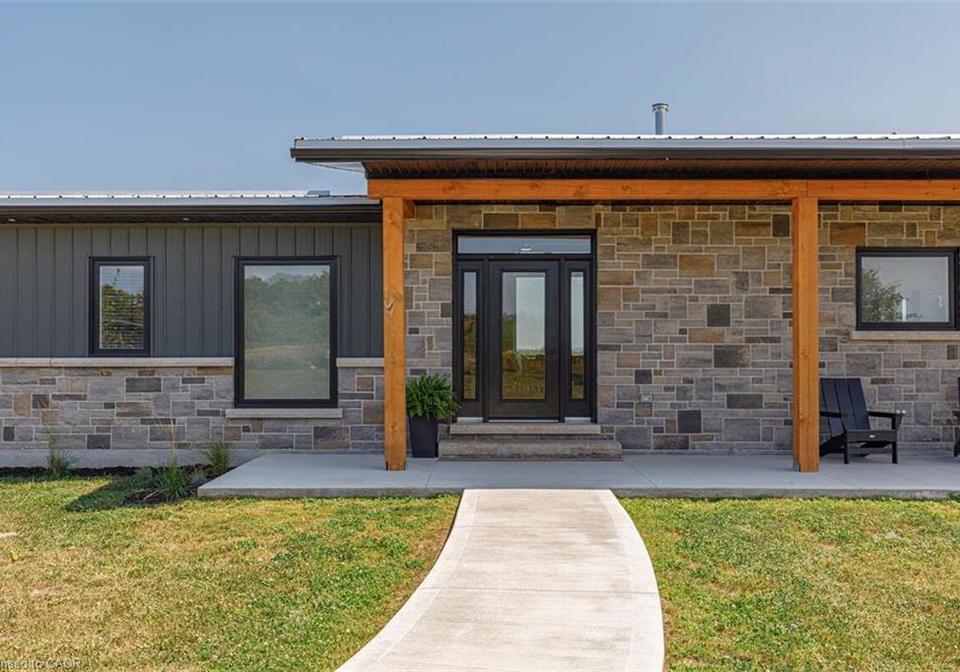 317278-third-line-meaford-ontario-40796194