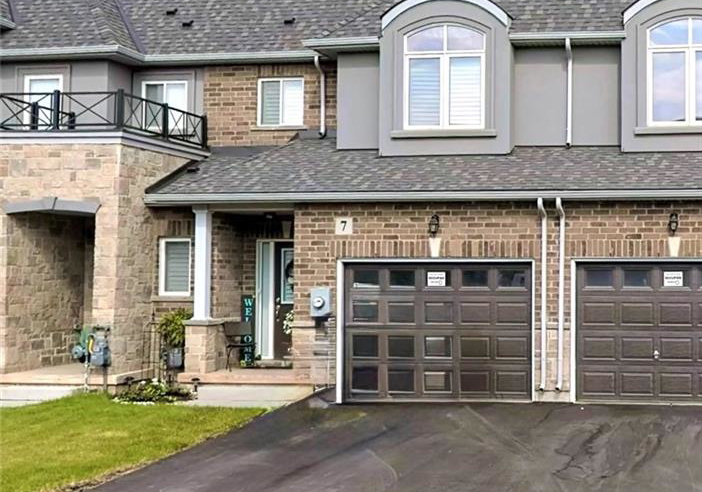 7-pinot-crescent-stoney-creek-ontario-40796195