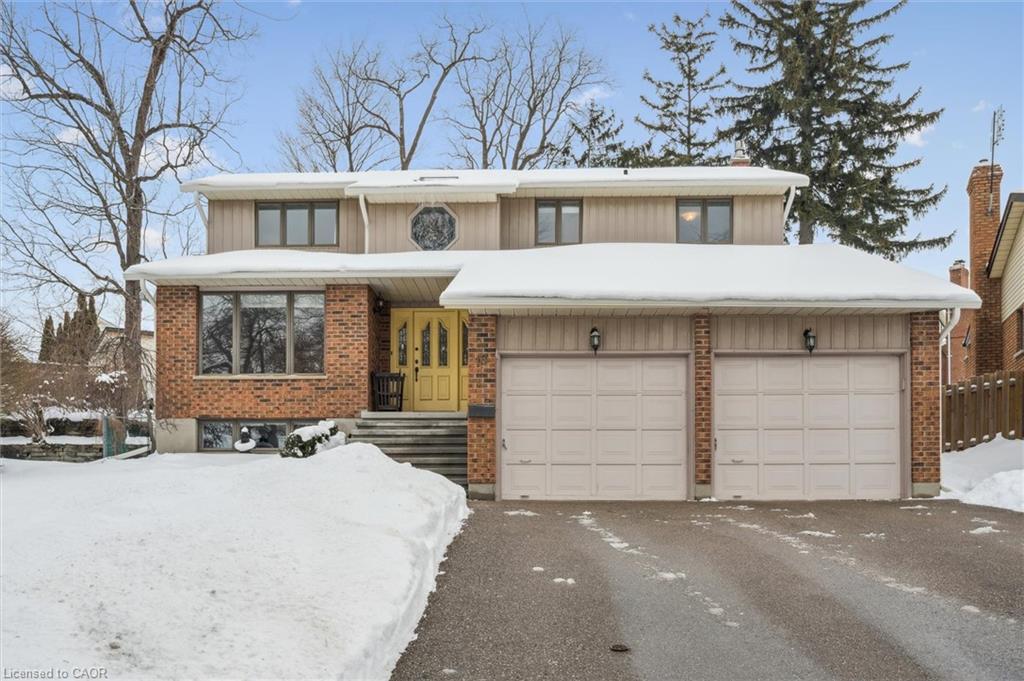 18-woodview-court-kitchener-ontario-40796298
