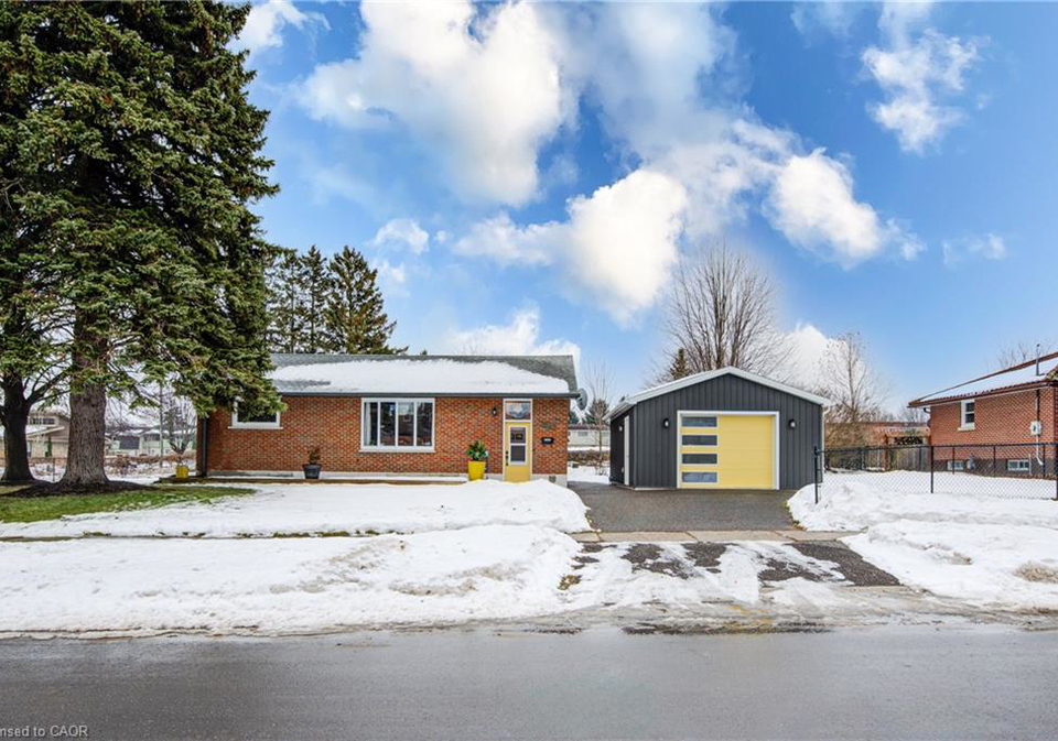 1040-warwick-street-woodstock-ontario-40796322