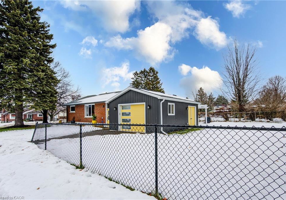 1040-warwick-street-woodstock-ontario-40796322