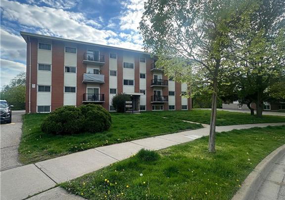 145-macgregor-crescent-waterloo-ontario-40796386