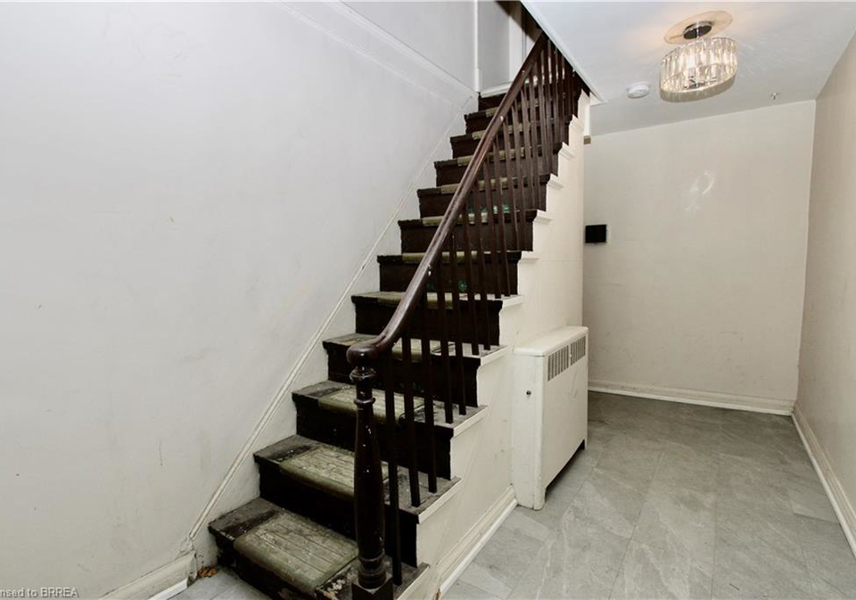 72-kent-street-n-simcoe-ontario-40796393