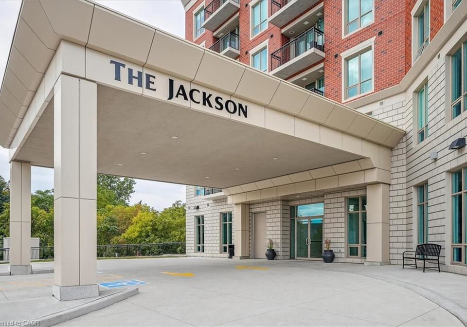 2750-king-street-e-hamilton-ontario-40796425