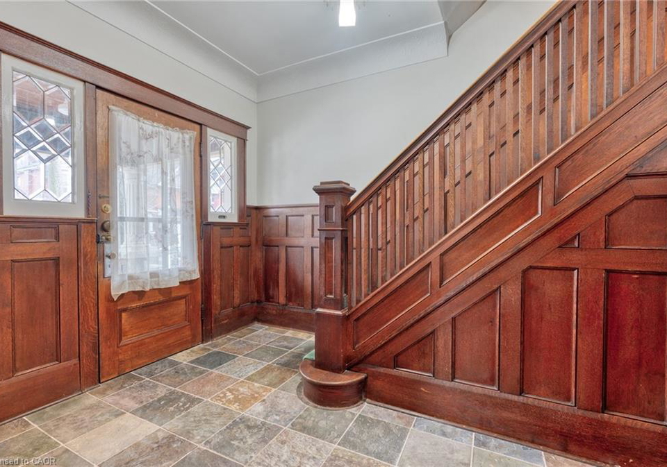 17-barnesdale-avenue-n-hamilton-ontario-40796518