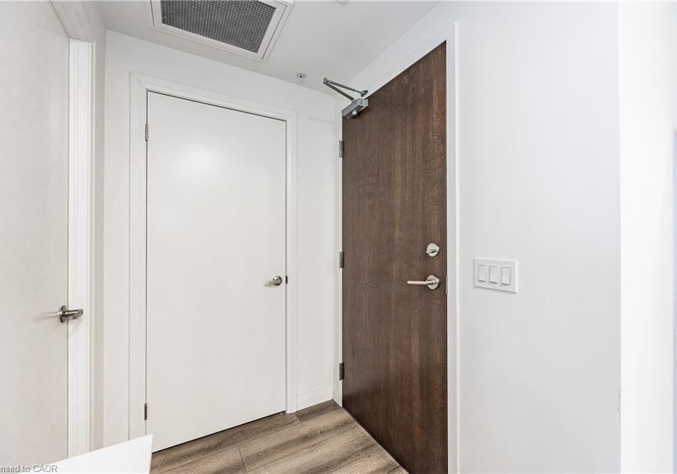 108-garment-street-kitchener-ontario-40796549